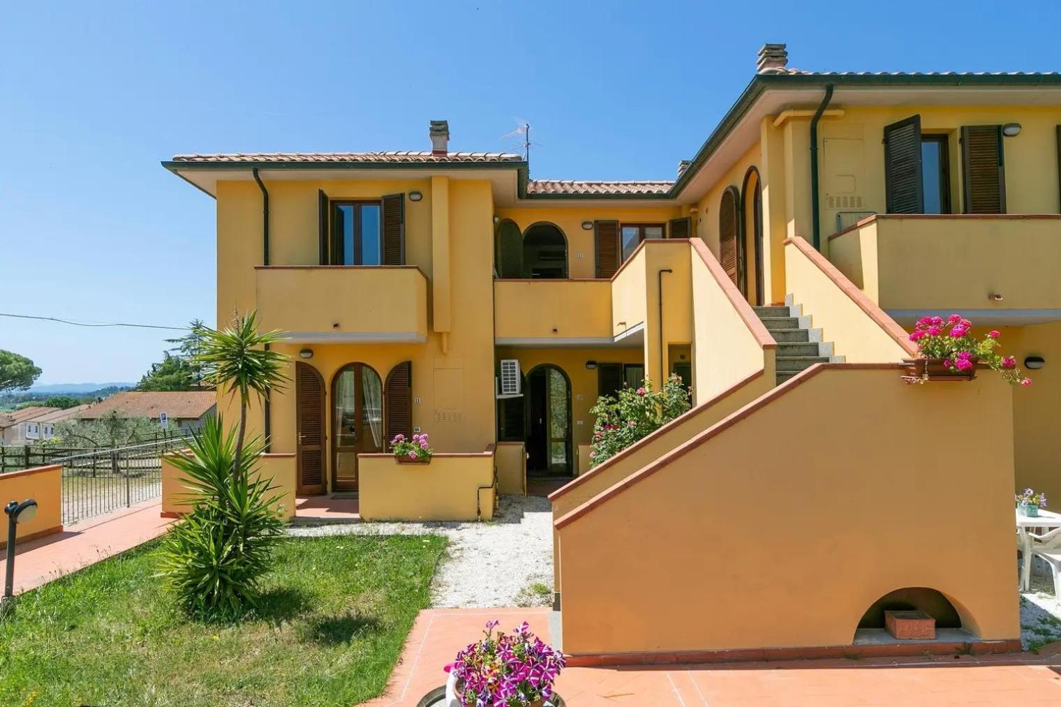סוברטו La Fonte Degli Angeli Apartments מראה חיצוני תמונה